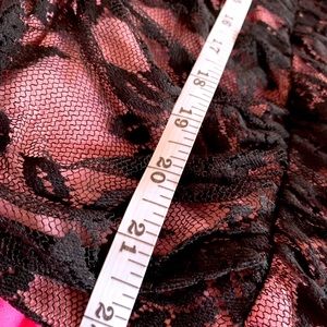 Torrid lace tube top in rose